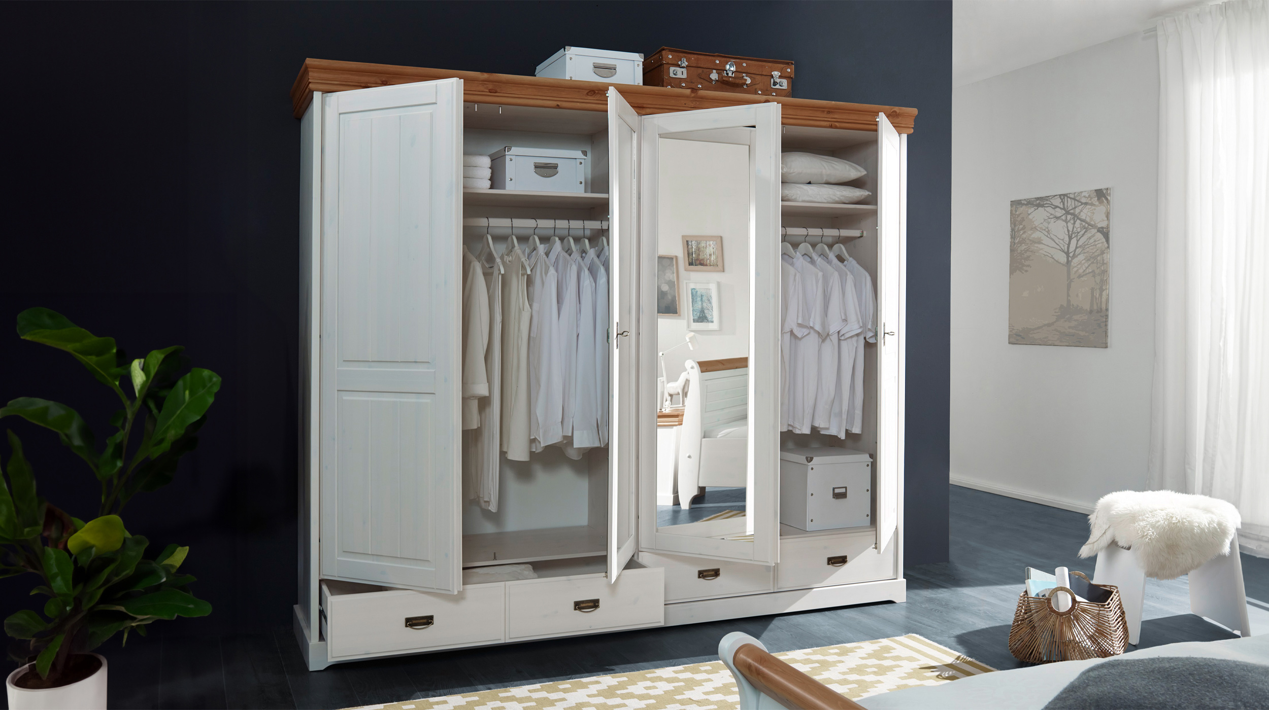 Kleiderschrank Kiefer massiv weiß gewachst 255 cm - MATILDA