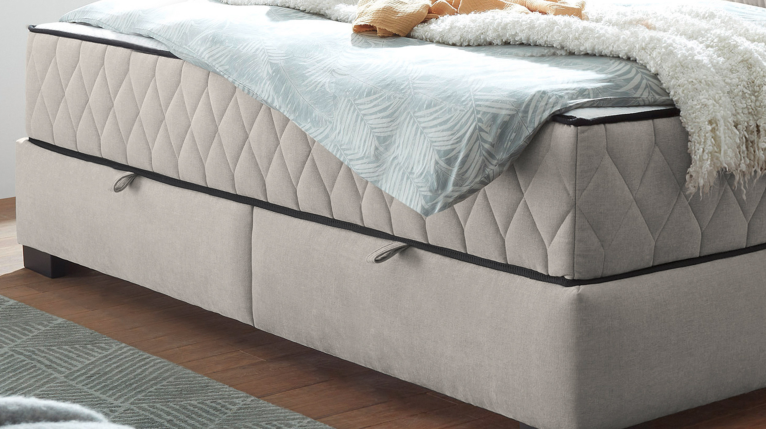 Boxbett 180 x 200 cm mit Bettkasten beige Microvelours - NAGOL 