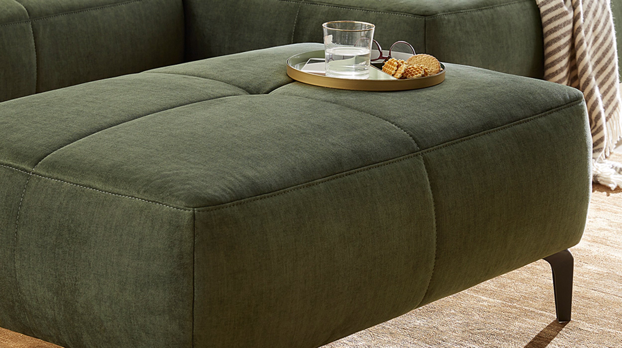Hocker Sitzhocker 79 x 111 cm Veloursbezug grün - SALO  
