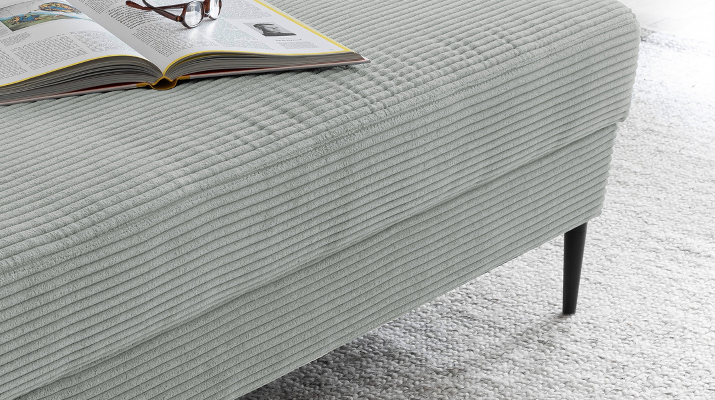 Hocker Sitzhocker 140 x 75 cm Cord pastell grün - SUMMER