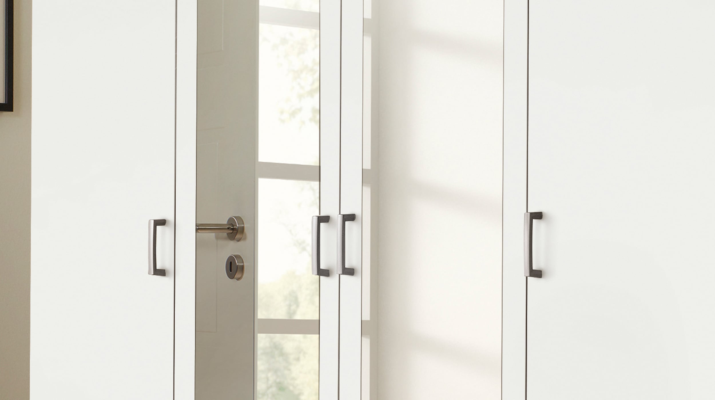 Kleiderschrank mit Spiegel 181 cm weiß - BREMEN-EXTRA