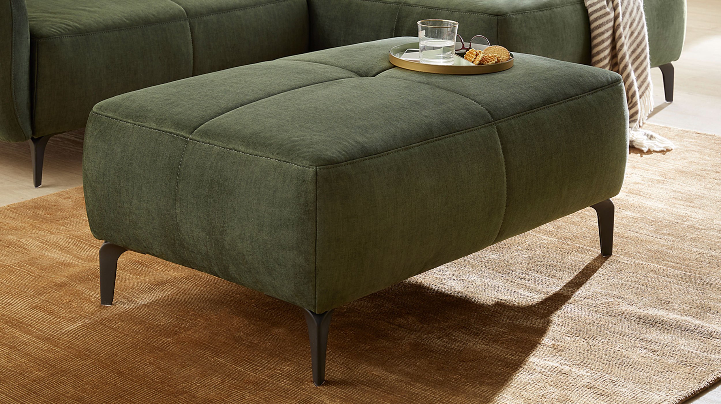 Hocker Sitzhocker 79 x 111 cm Veloursbezug grün - SALO  