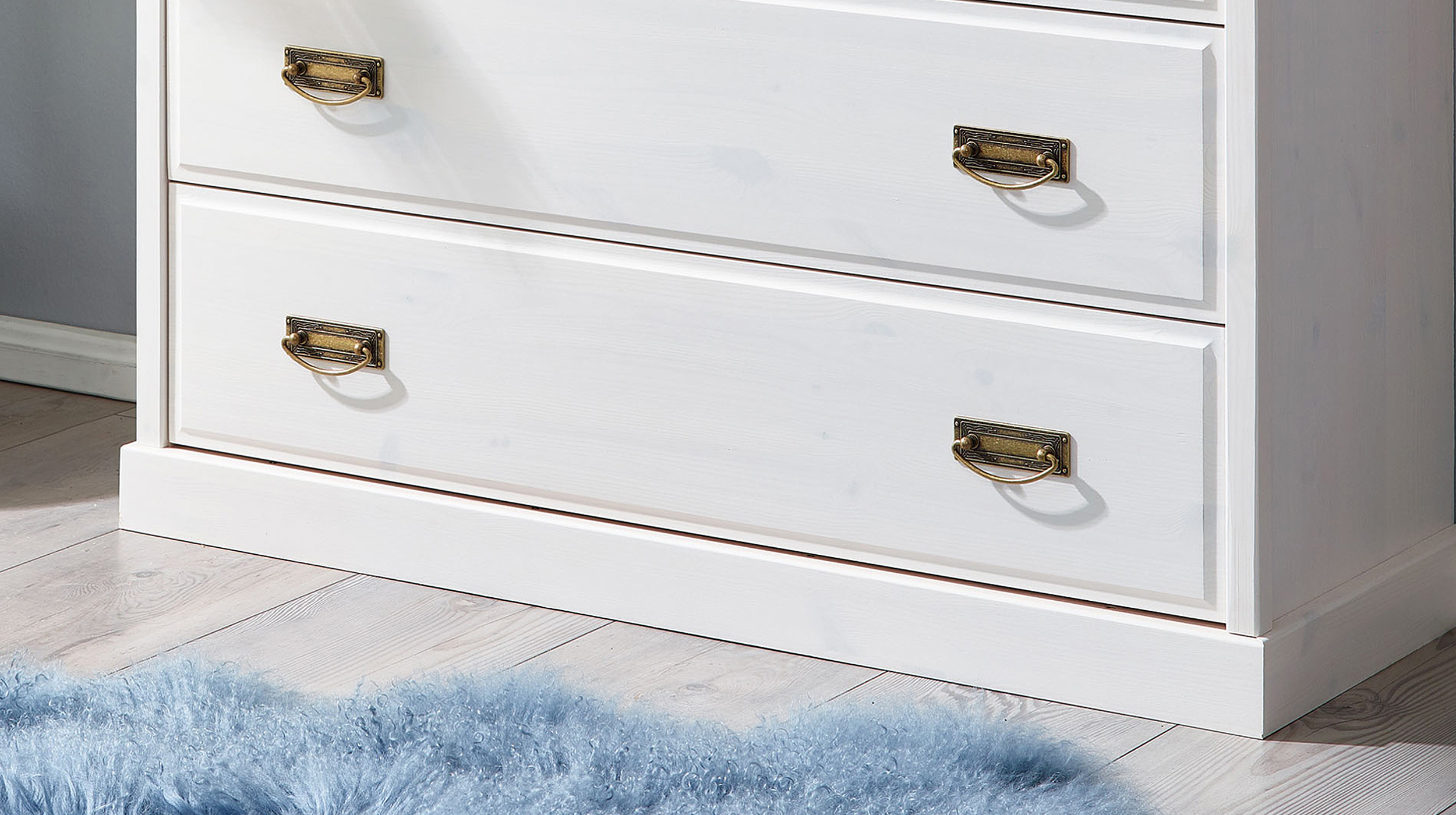 Kommode Kiefer massiv weiß gewachst 107 cm - MATILDA