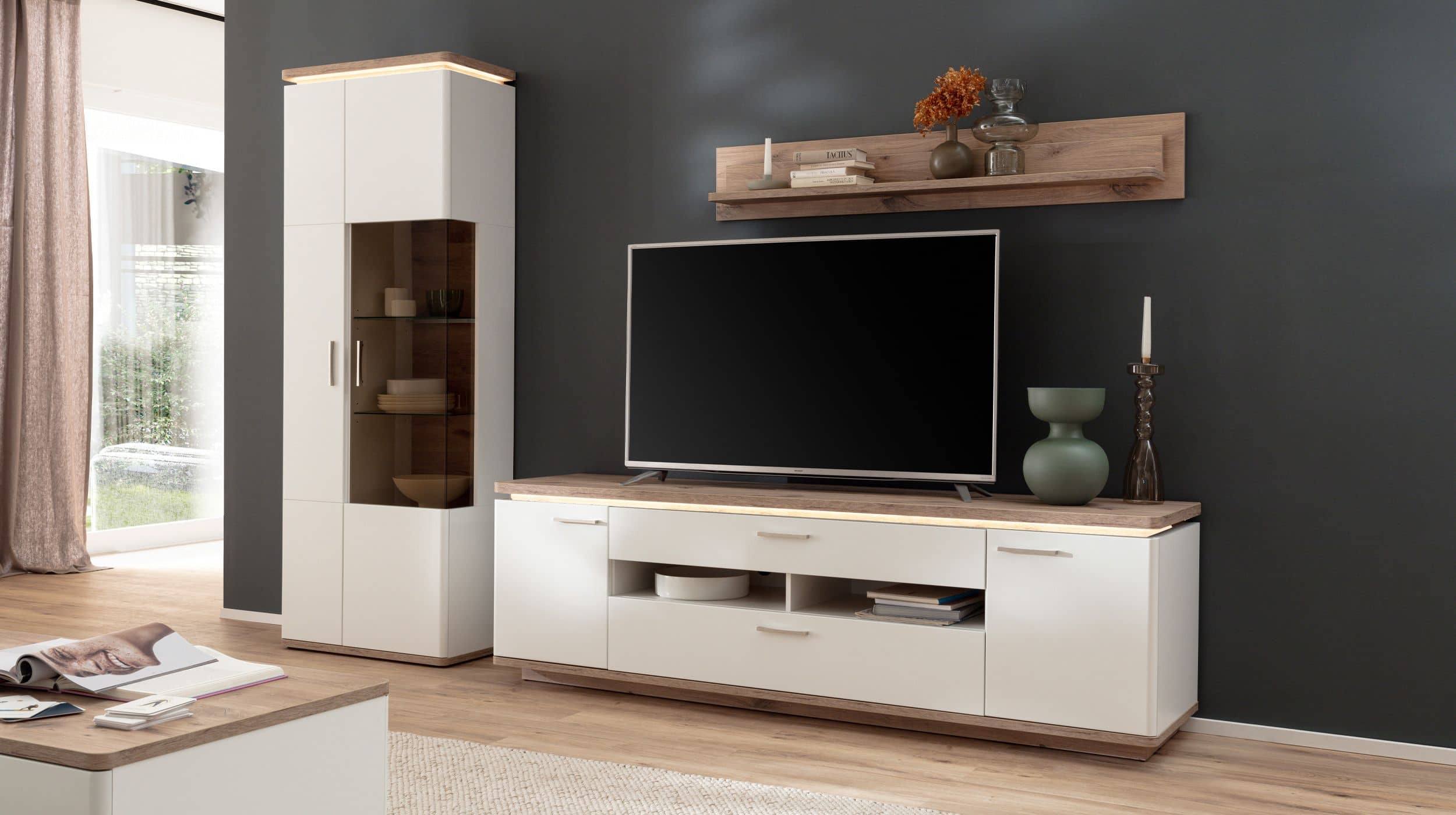 Wohnwand weiß - Viking Oak 295 cm LED-Beleuchtung - PALERMO