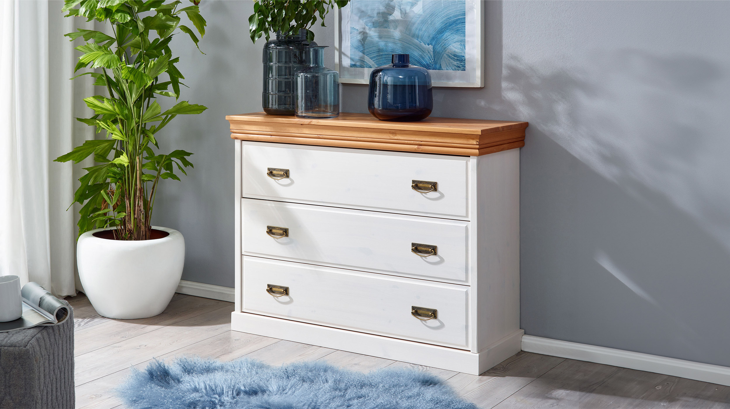 Kommode Kiefer massiv weiß gewachst 107 cm - MATILDA