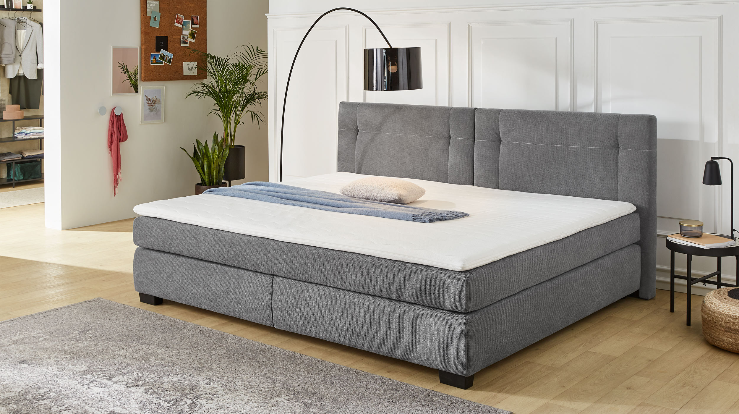 Boxspringbett 240 x 200 cm grau Microfaser- FAMILY