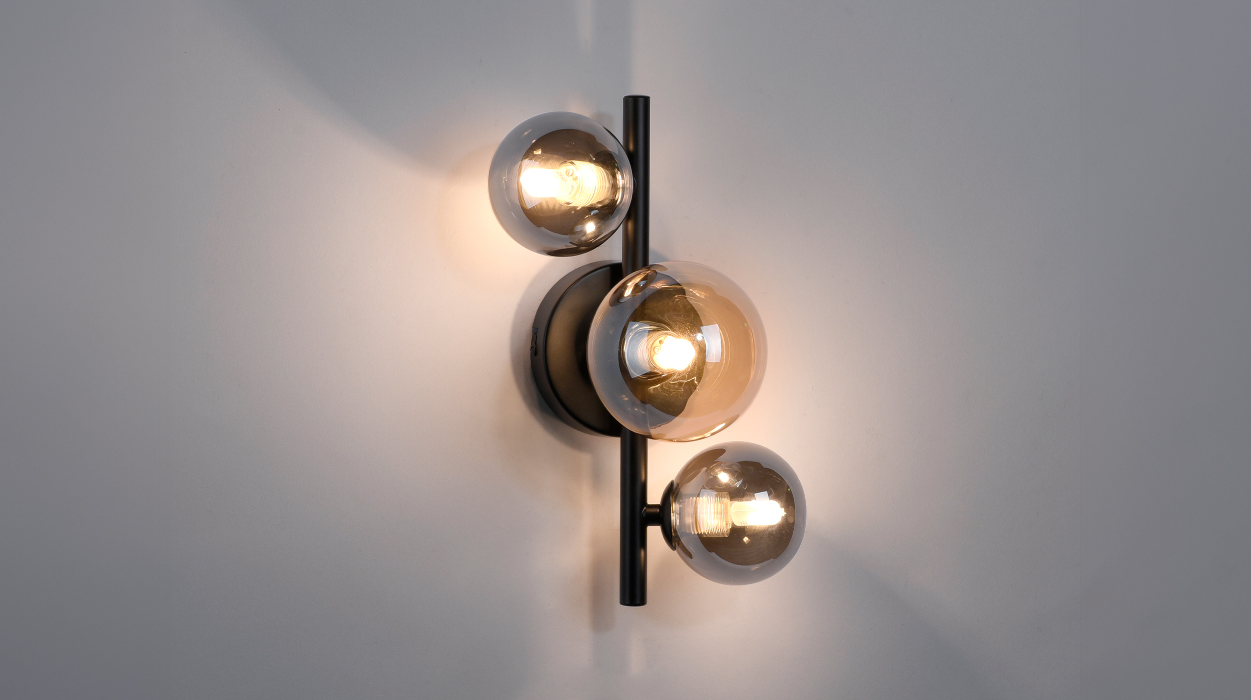 Wandlampe LED schwarz 15 x 29 cm Rauchglas - POPSICLE