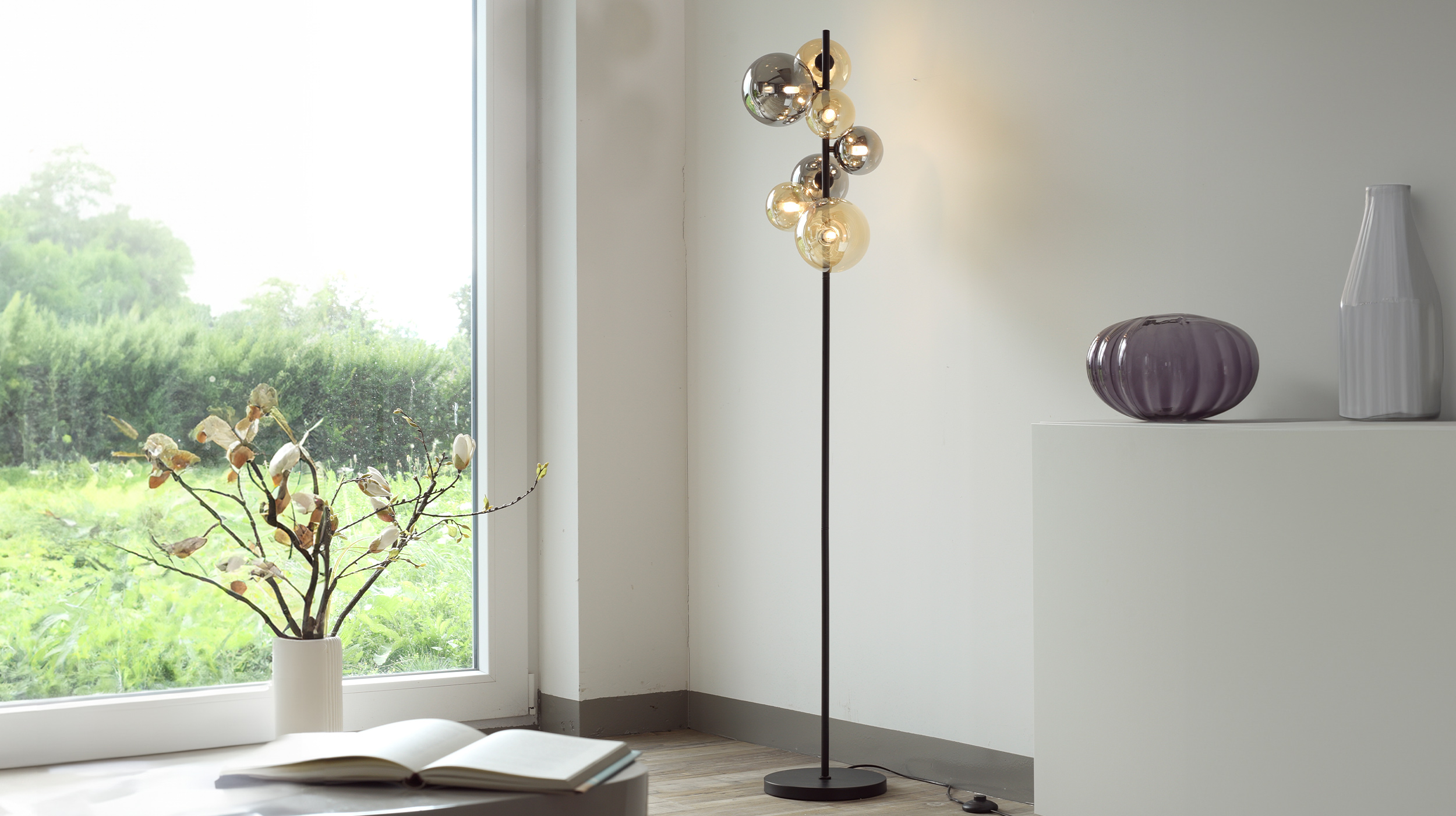Stehlampe LED schwarz 35 x 155 cm Rauchglas - POPSICLE