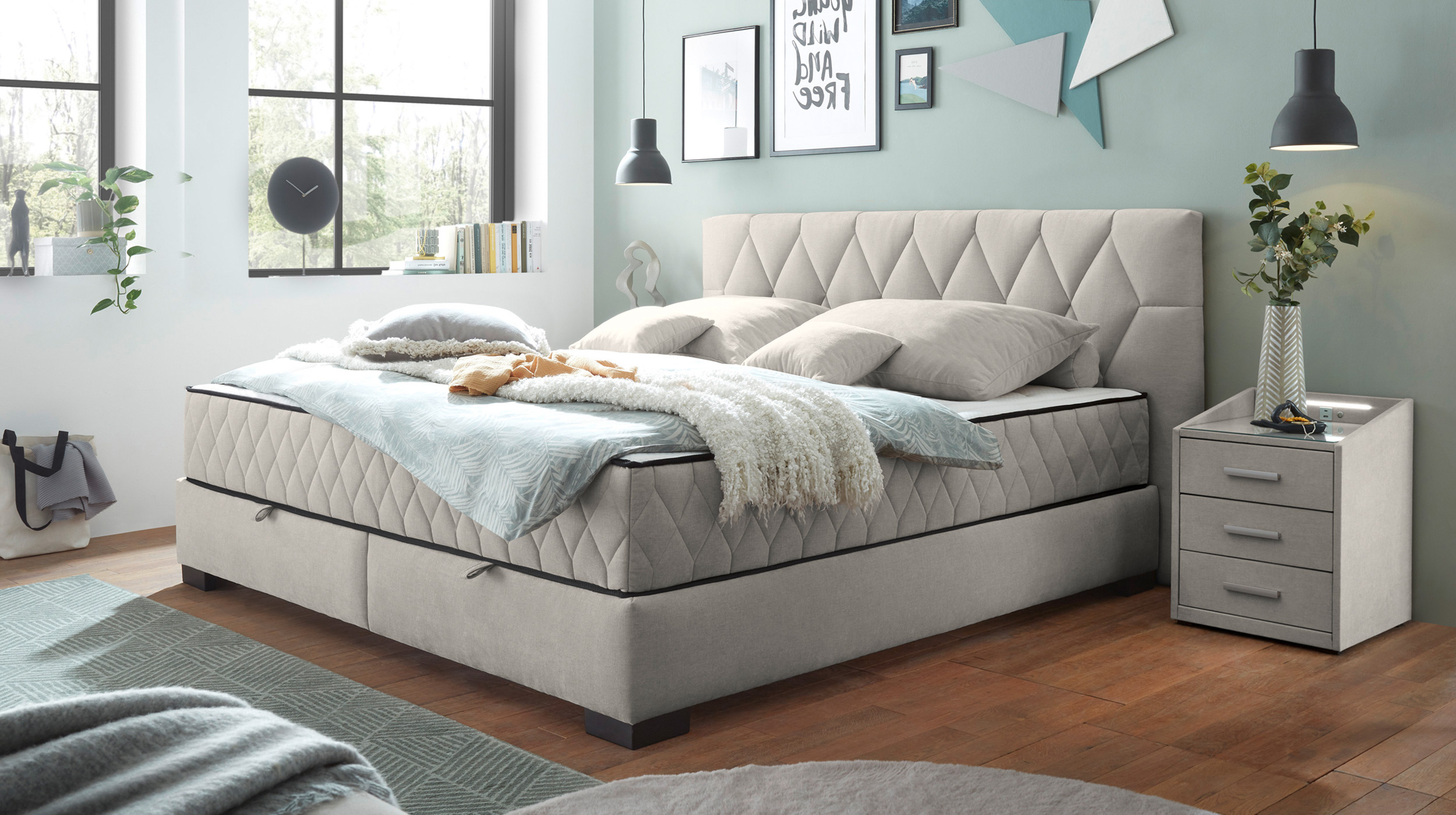 Boxbett 180 x 200 cm mit Bettkasten beige Microvelours - NAGOL 