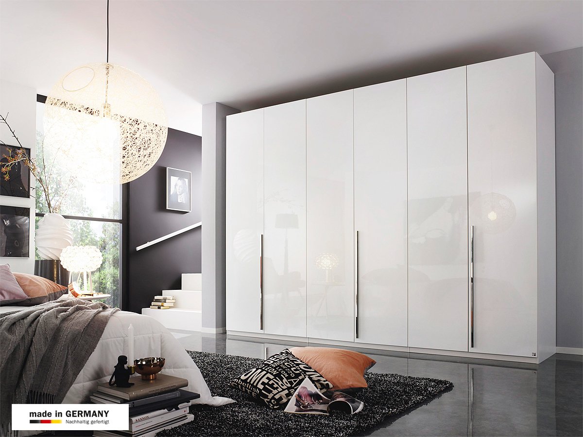 Kleiderschrank weiß 301 cm mit Innenspiegel - MONTCLAR