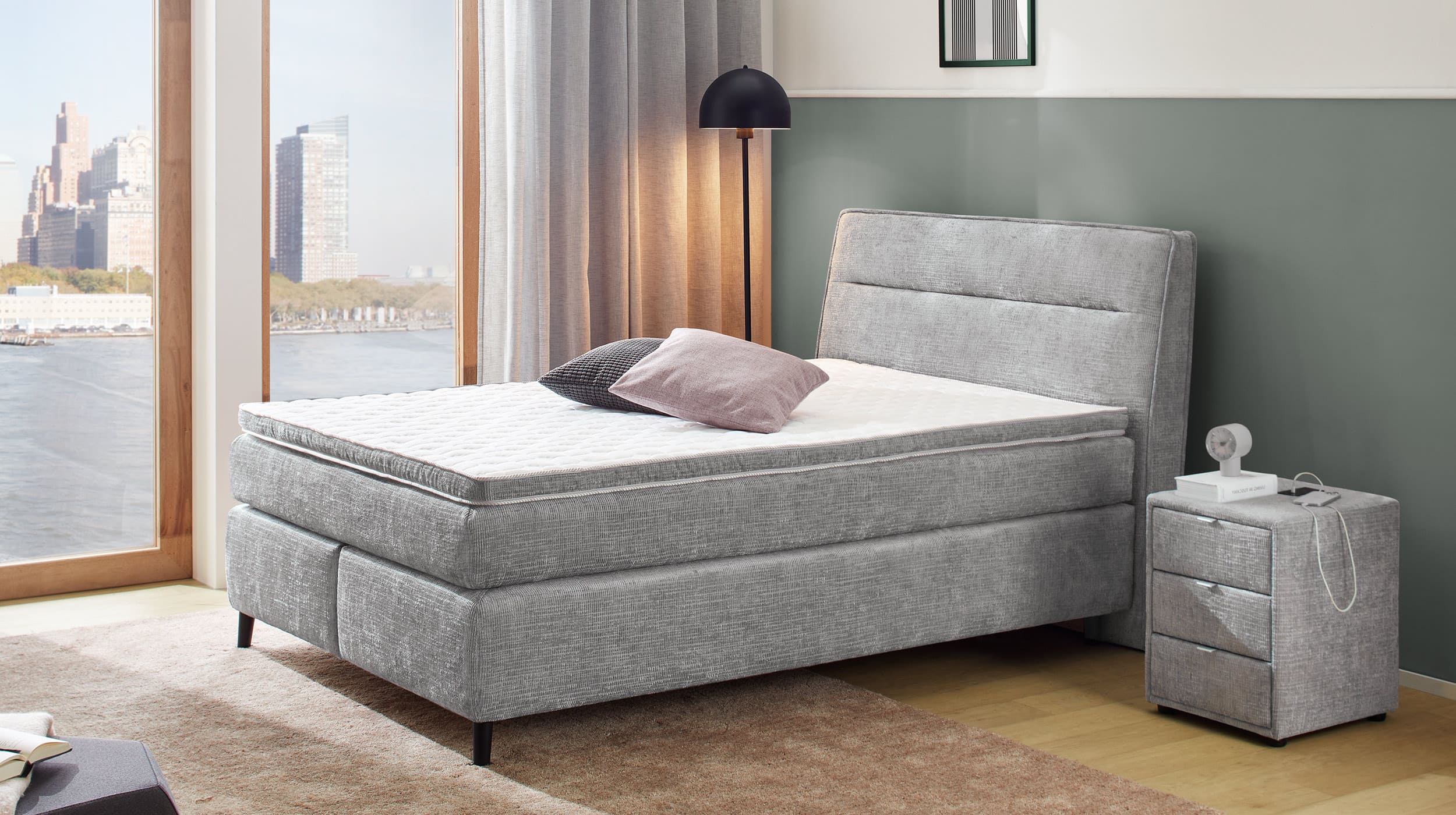 Boxspringbett 140 x 200 cm hellgrau Chenille - BETTY